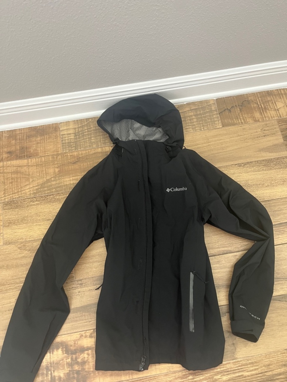 Columbia Women's Black Hooded Rain Jacket